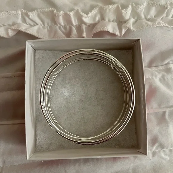 Premier Designs beveled silver linked bangle Illusion bracelet - Picture 3 of 10